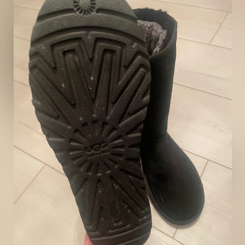 UGG size 8 Women's Black/Gray Tularosa Route Detachable Winter Boots New - Picture 2 of 5